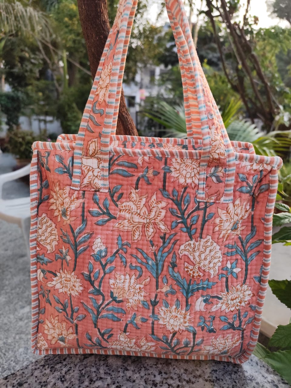 Lunch Bag Red Plants