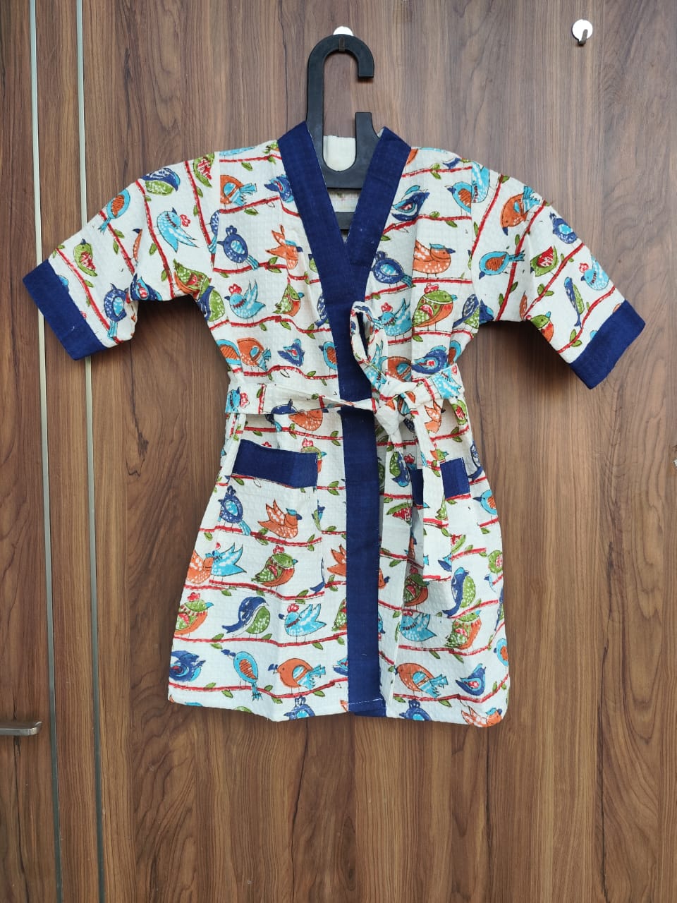 Birds on Tree Branch Kids Bathrobe